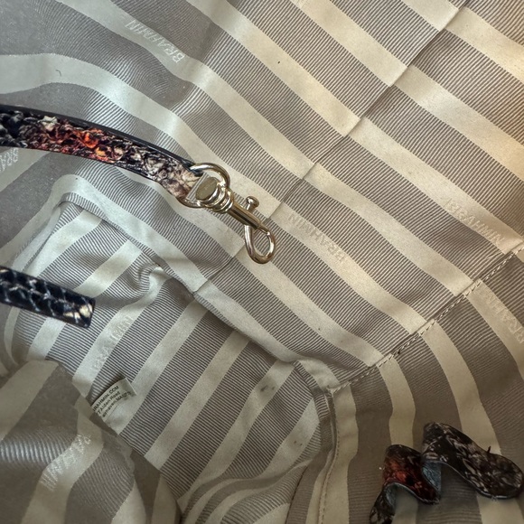 Brahmin Arden Satchel. - Picture 4 of 16